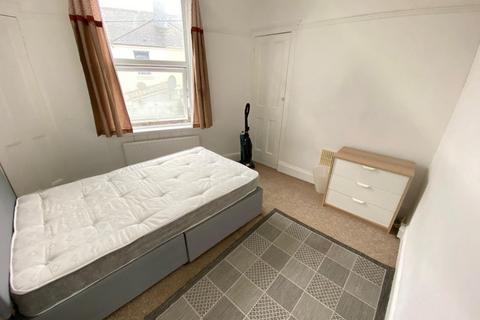 3 bedroom house to rent, Winston Avenue, Plymouth PL4
