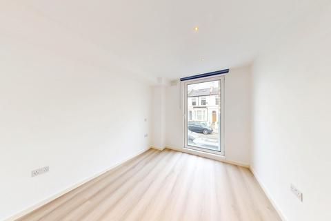 2 bedroom flat to rent, 22-24 Powell Road, London, London, London, E5