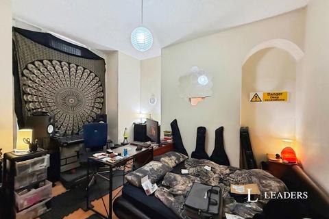 Studio to rent, Crag Hall, 15-17 Durley Gardens, Bournemouth, BH2