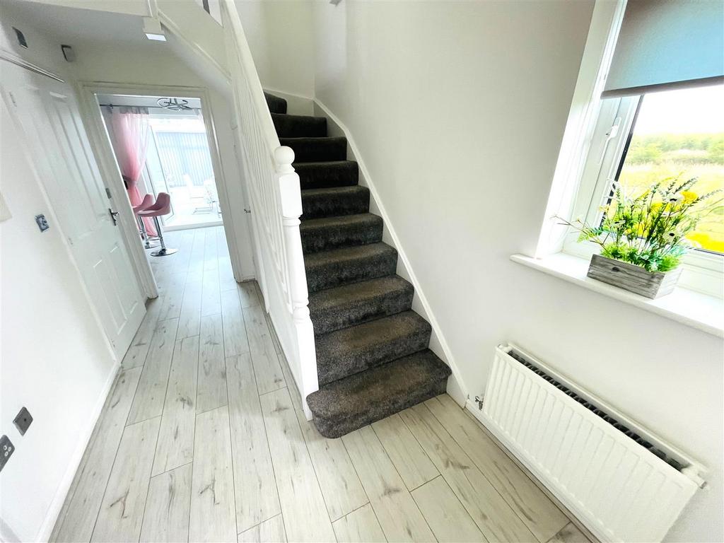 House in Llanelli - View 4
