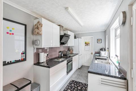 3 bedroom terraced house for sale, Gladstone Street, Ringstead, Kettering