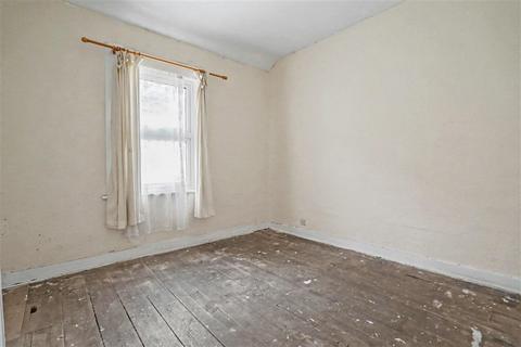undefined, Hampden Road, KINGSTON UPON THAMES