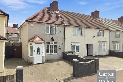 2 bedroom end of terrace house for sale, Highgrove Road, Dagenham, Essex