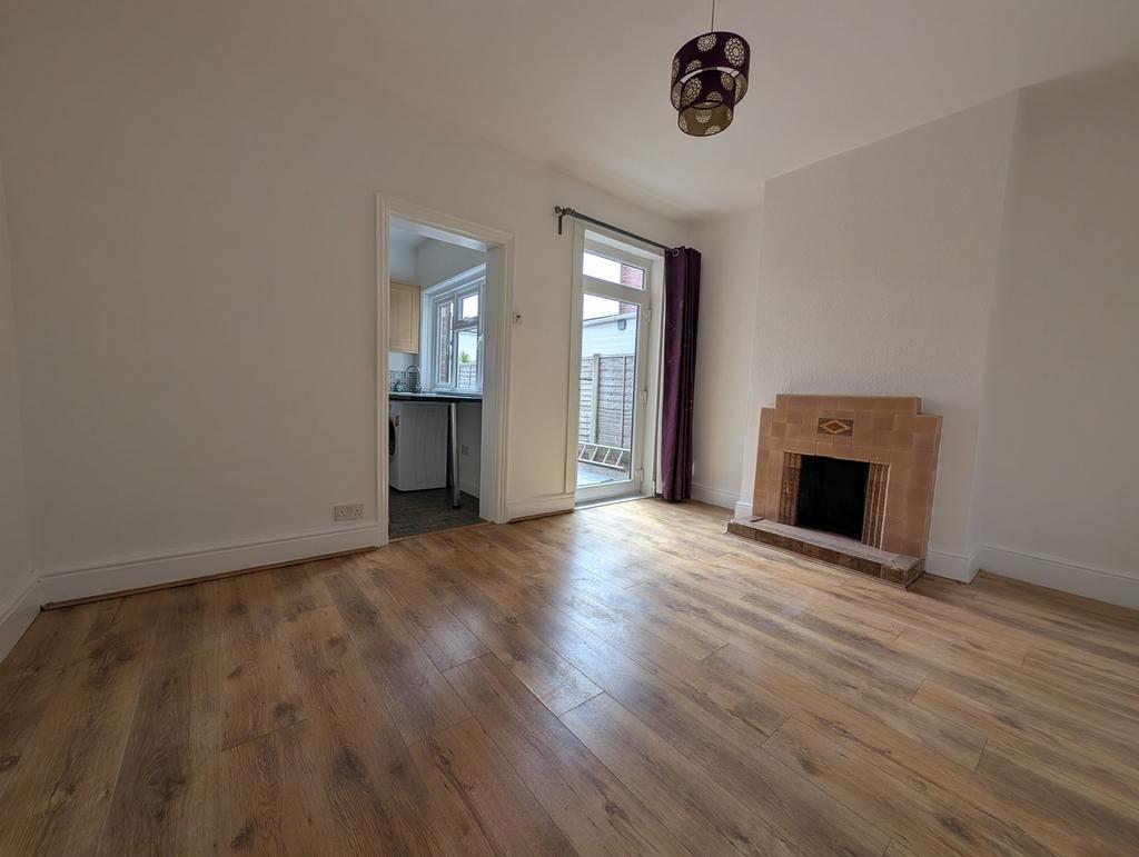 House in Southampton - View 3