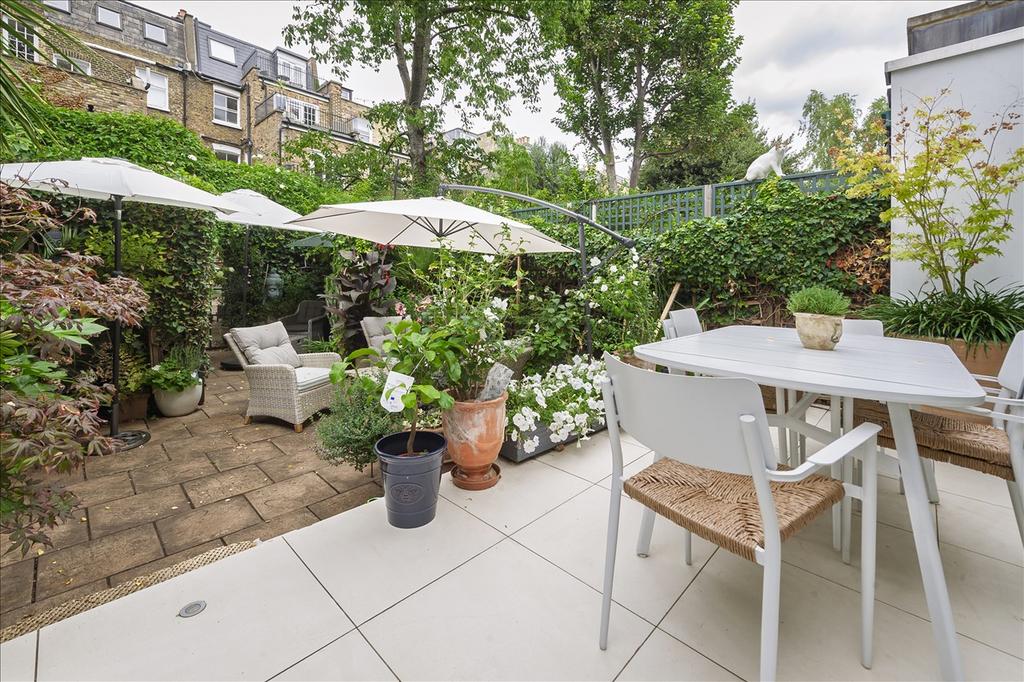 House in London, Brook Green - View 2