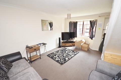 2 bedroom terraced house to rent, Webb Street, Lincoln LN5