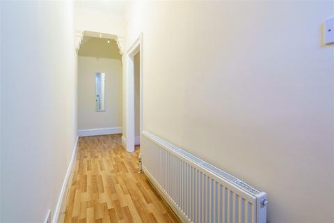 2 bedroom flat to rent, Cavendish Road, Jesmond, NE2