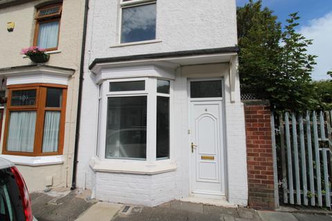 2 bedroom terraced house to rent, Cadogan Street, North Ormesby.