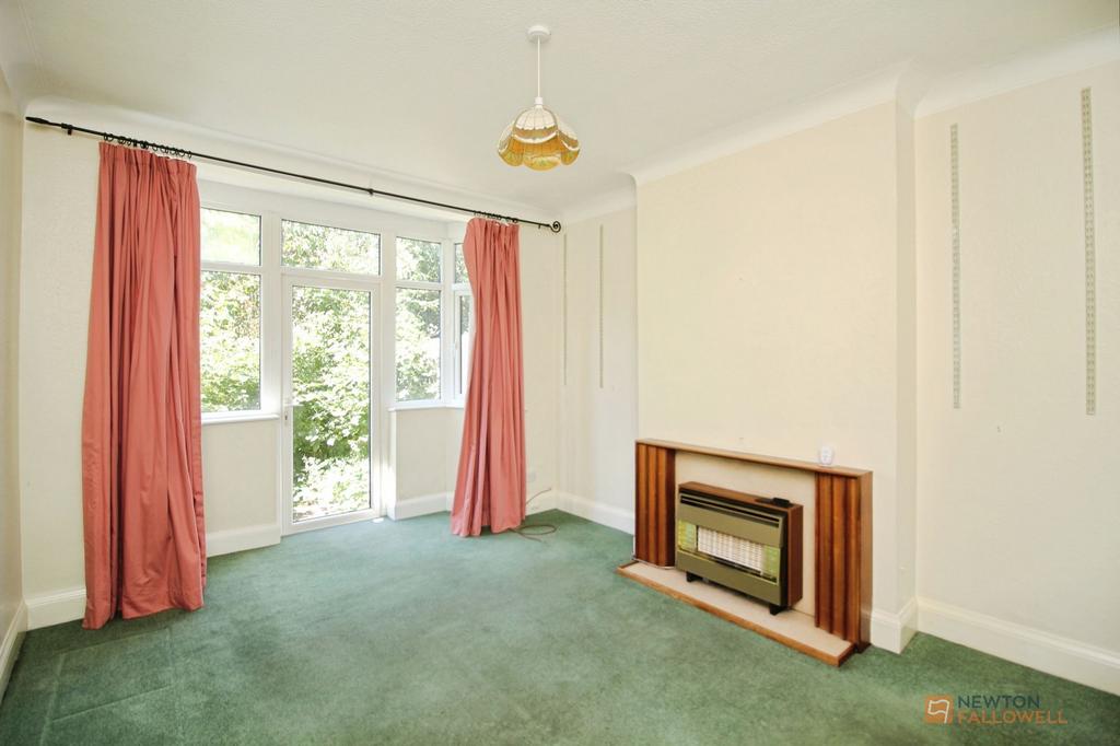 House in Leicester - More
