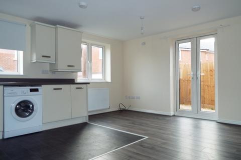2 bedroom maisonette to rent, Signals Drive, Coventry, CV3