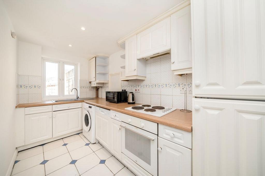 Apartment in London - View 3