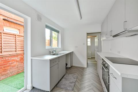 3 bedroom terraced house for sale, Audley Street, Reading RG30