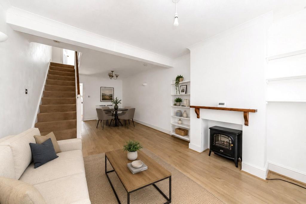 House in London - View 2