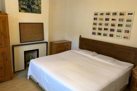 1 bedroom in a flat share to rent, Mersham Road, Thornton Heath CR7