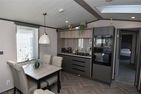 212 bedroom lodge for sale, Pickering York