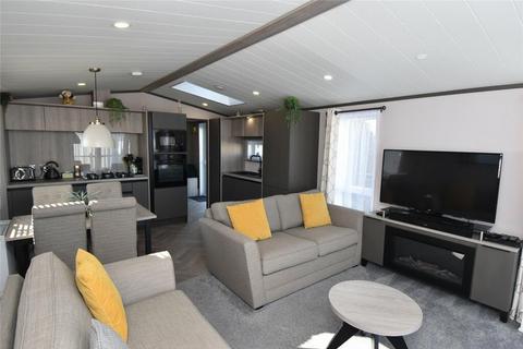 212 bedroom lodge for sale, Pickering York