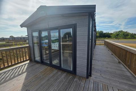 2 bedroom lodge for sale, Pickering York