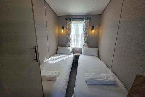 2 bedroom lodge for sale, Pickering York