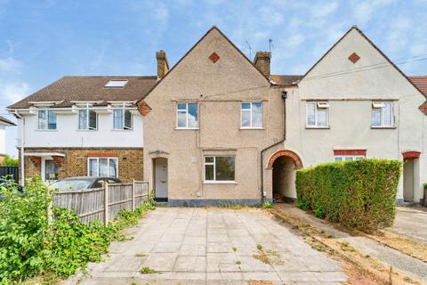 3 bedroom terraced house to rent, Pear Tree Avenue, Yiewsley, West Drayton, UB7