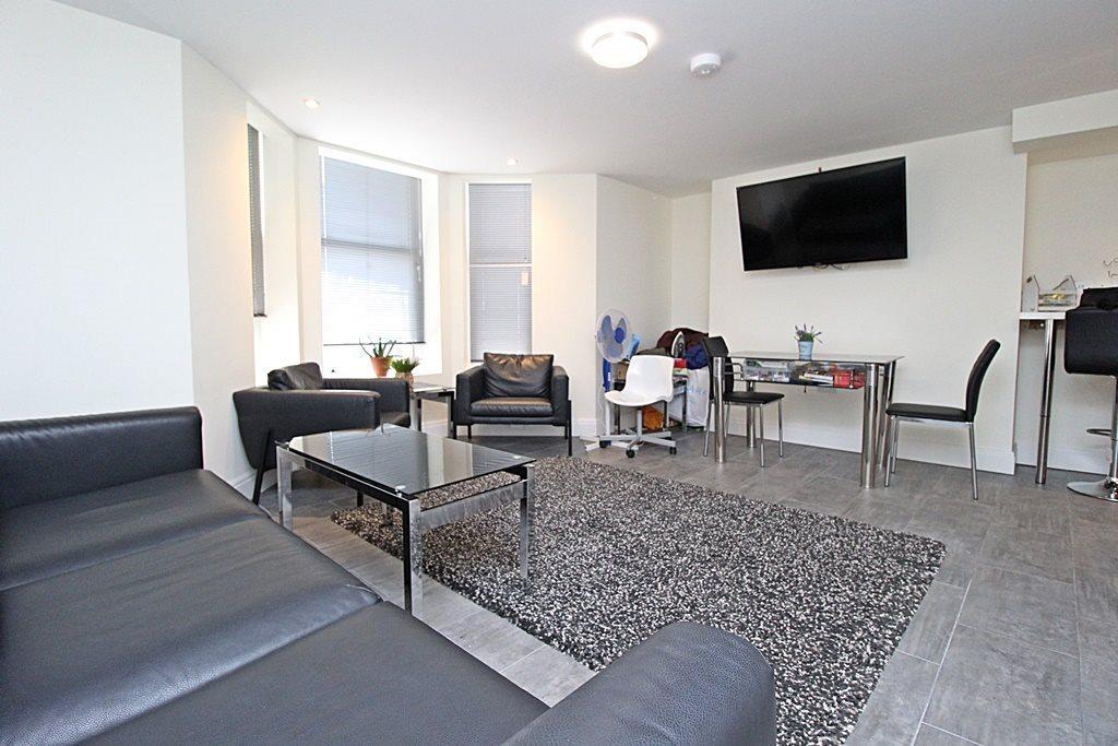 West Grove, Cardiff CF24
