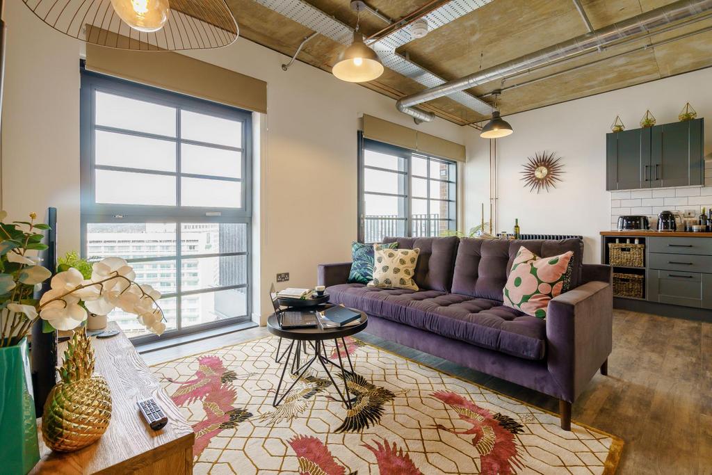 Apartment in Wembley - View 3