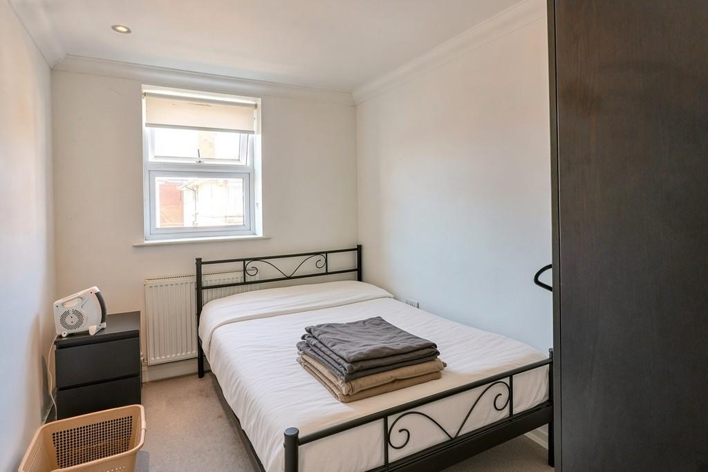 Apartment in Bournemouth - View 3