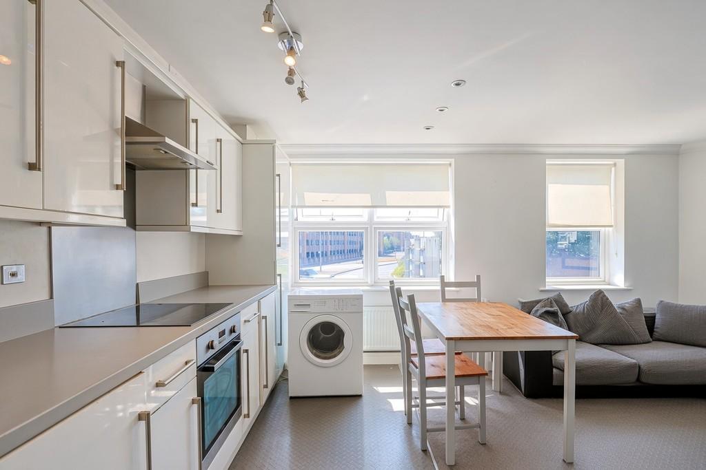 Apartment in Bournemouth - More