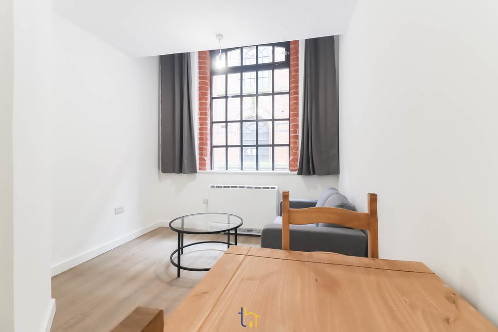 Apartment in Leicester - View 3