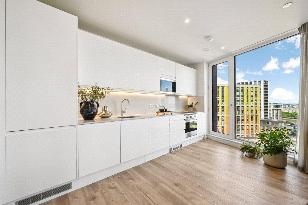 Apartment in London - View 5