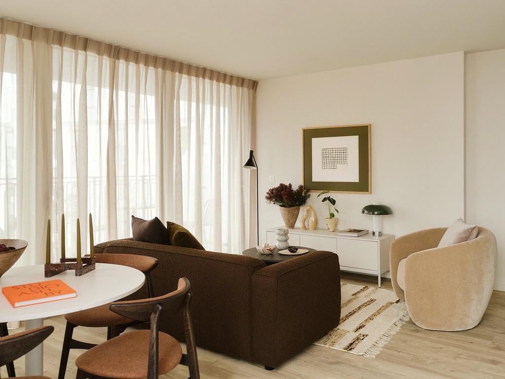 Apartment in Nine Elms - View 2