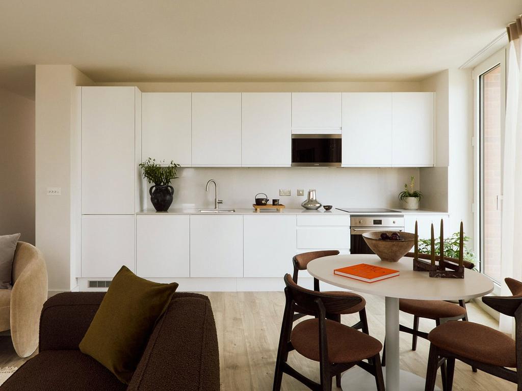 Apartment in Nine Elms - View 3