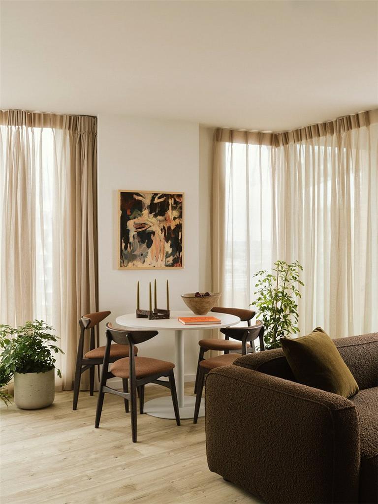 Apartment in Nine Elms - View 4