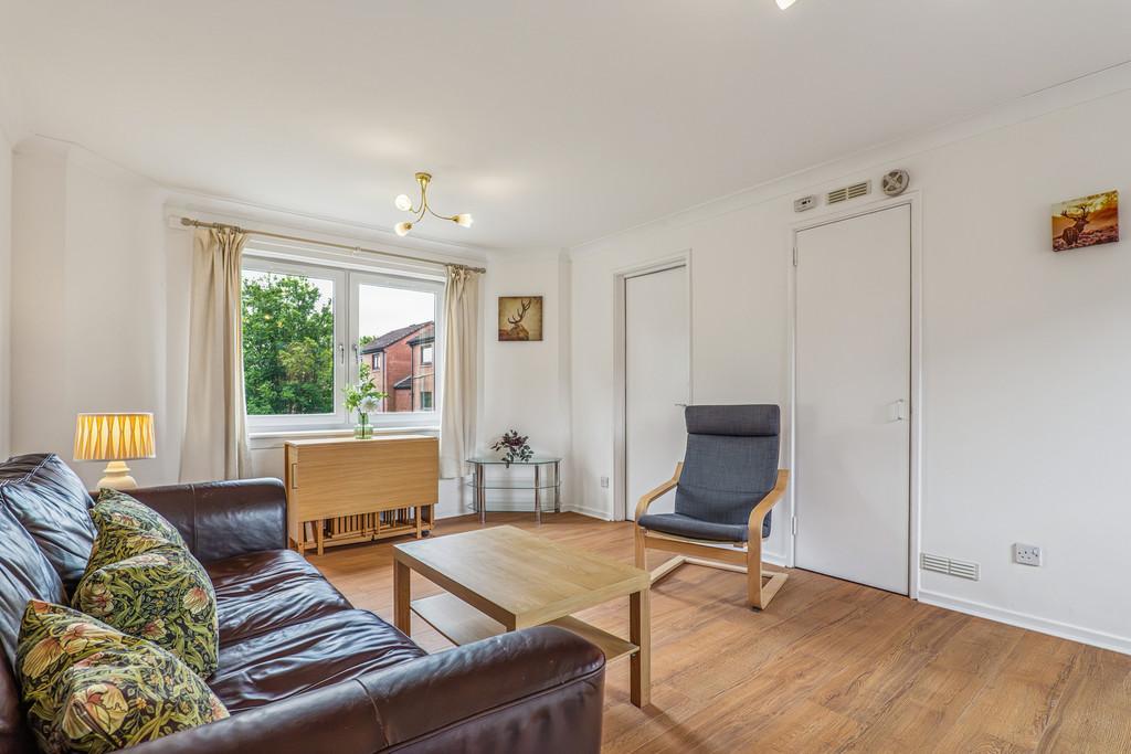 Apartment in Glasgow - View 3