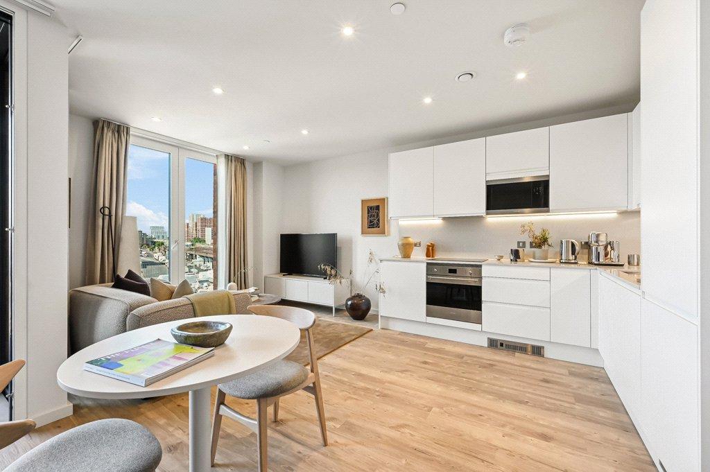 Apartment in Nine Elms - View 3
