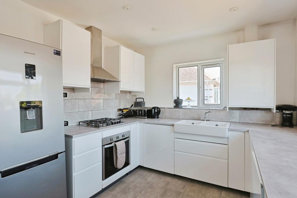 Apartment in Bournemouth - View 5