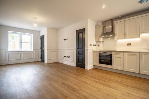 2 bedroom terraced house to rent, Douglas Jane Close, Melton Mowbray, LE13