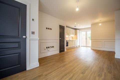2 bedroom terraced house to rent, Douglas Jane Close, Melton Mowbray, LE13