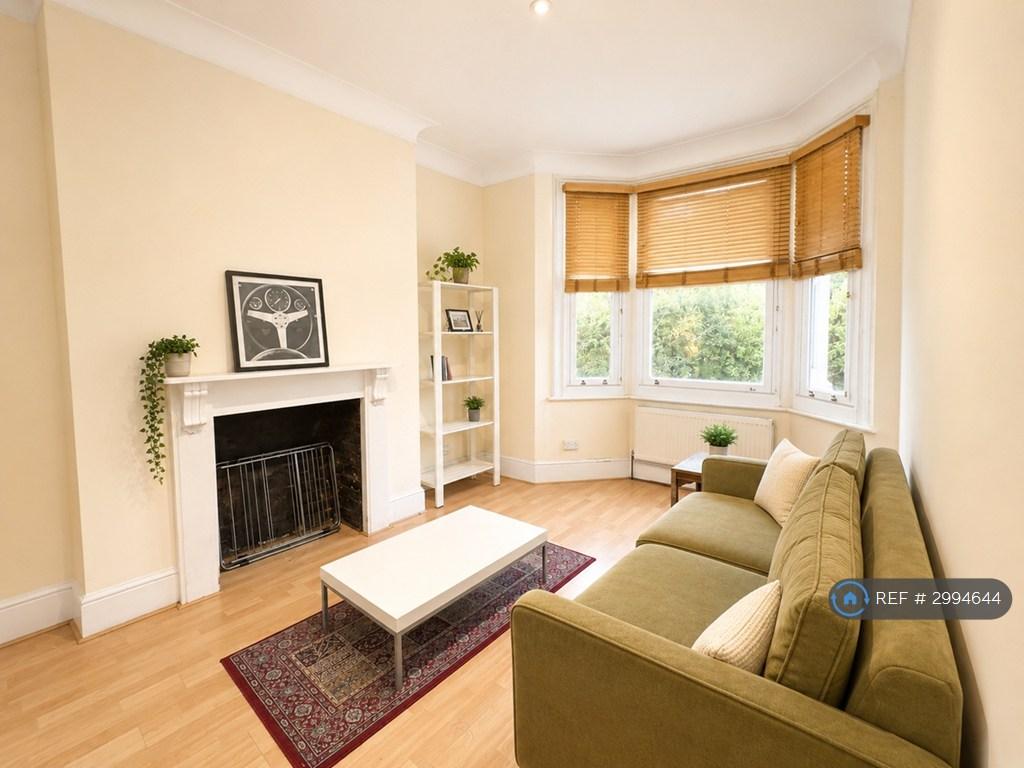 Apartment in London - View 2