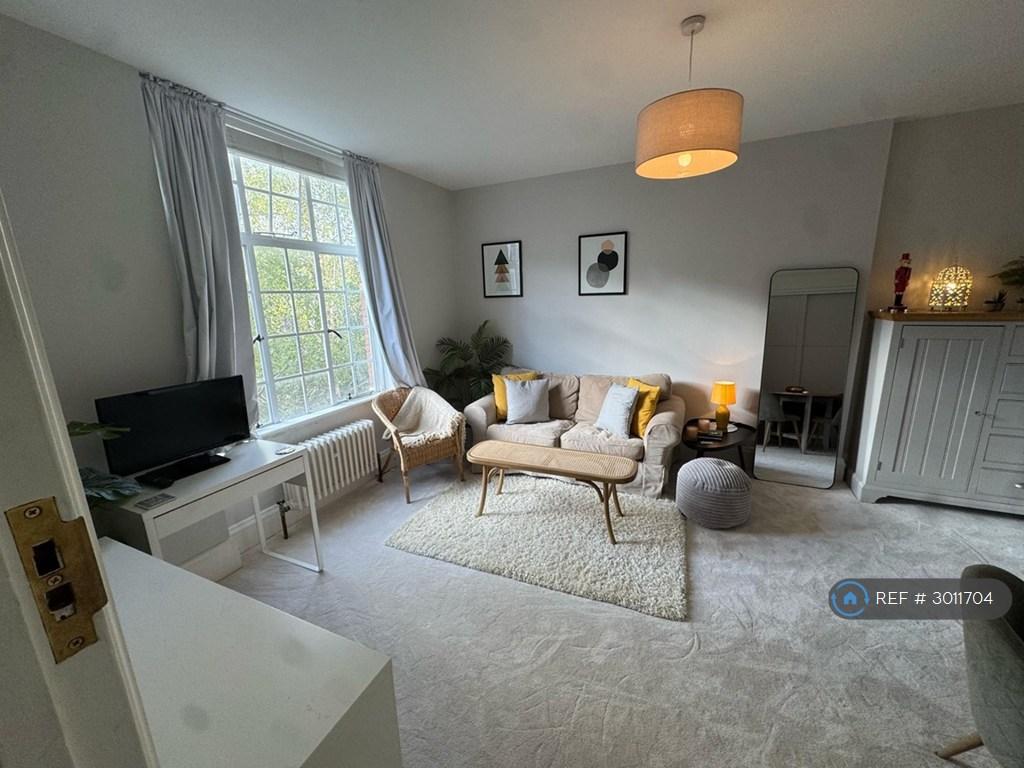 Apartment in London - View 2