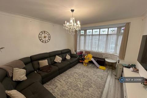 5 bedroom semi-detached house to rent, Upney Lane, Barking, IG11