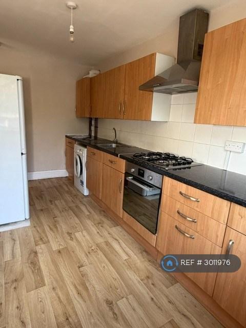 Apartment in Beckenham - View 5