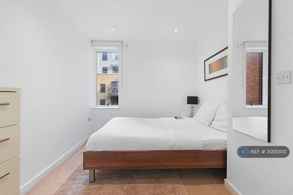 Apartment in London - View 5