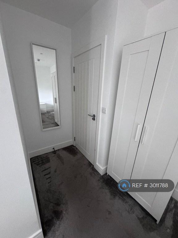 House in Bromley - View 4