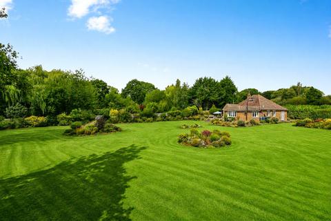 4 bedroom bungalow for sale, Hammer Lane, Vines Cross, Heathfield, East Sussex, TN21