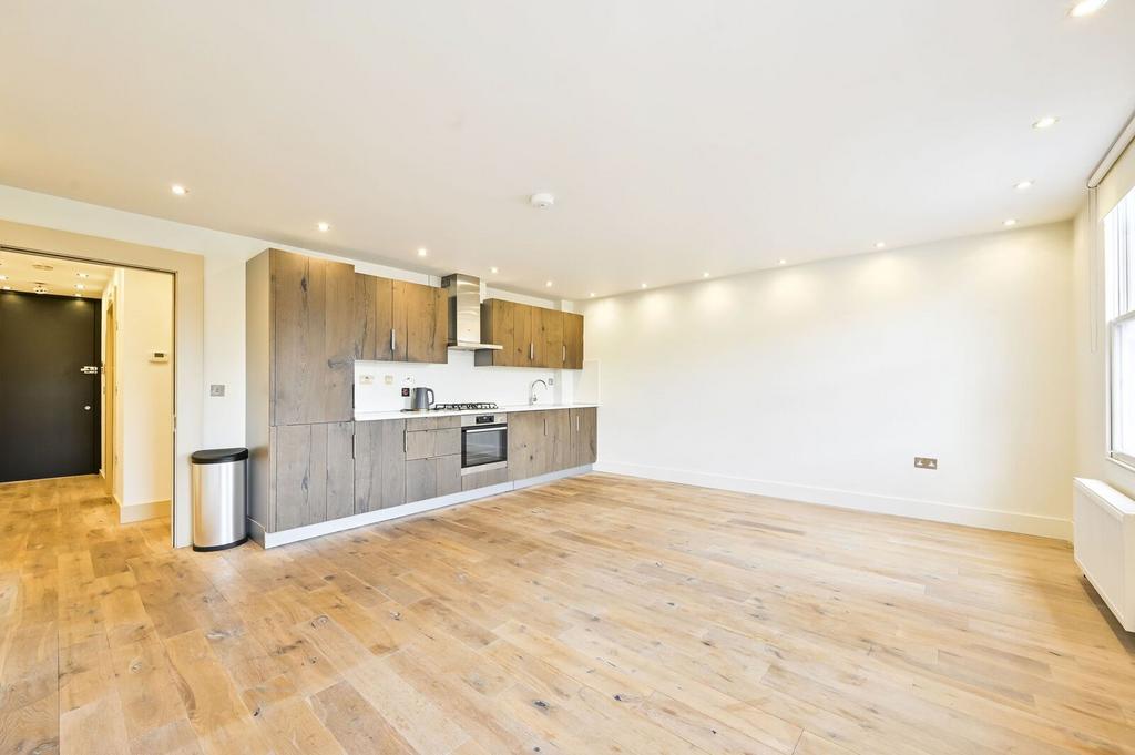 Apartment in London - View 2