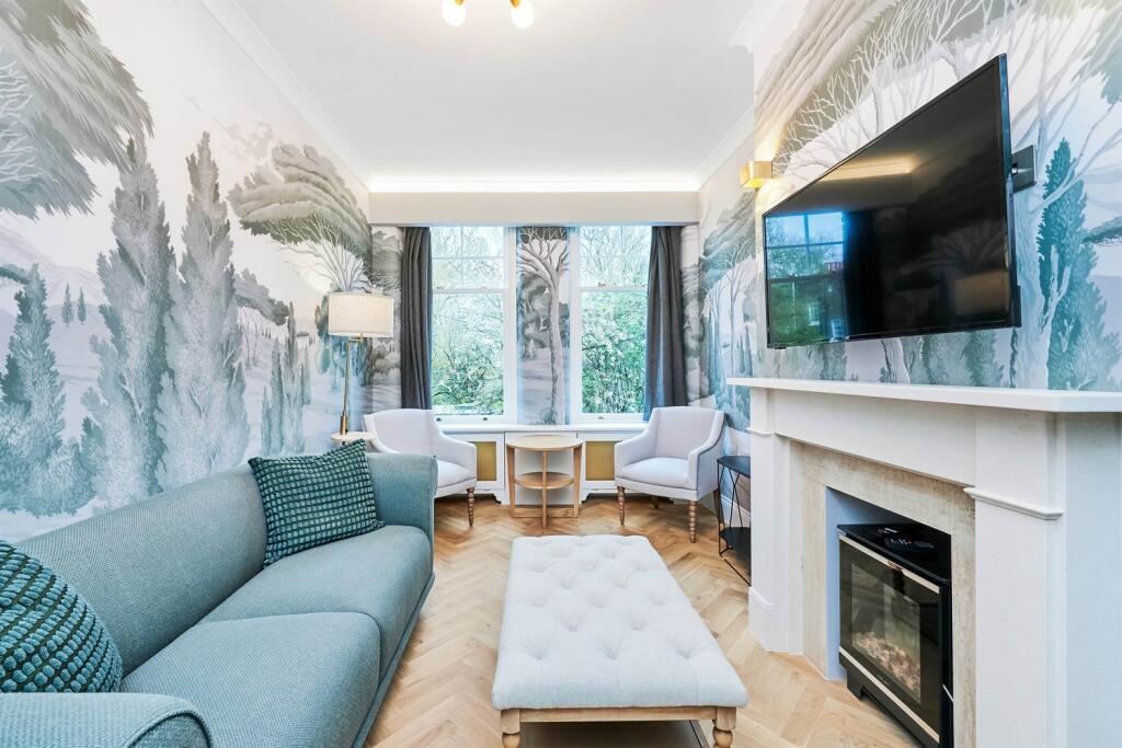 Apartment in London - View 2