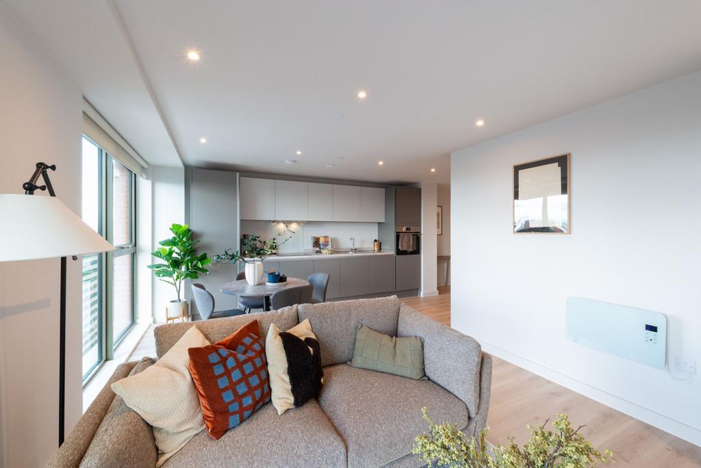 Apartment in Trafford, Greater Manchester - View 2