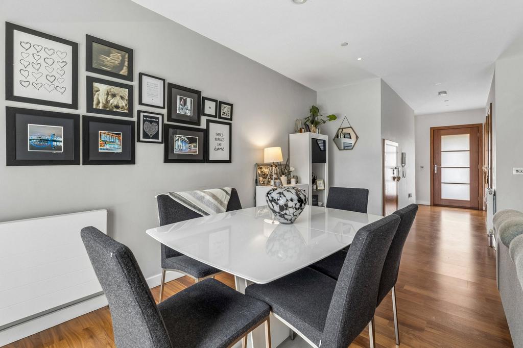 Apartment in Glasgow City - More