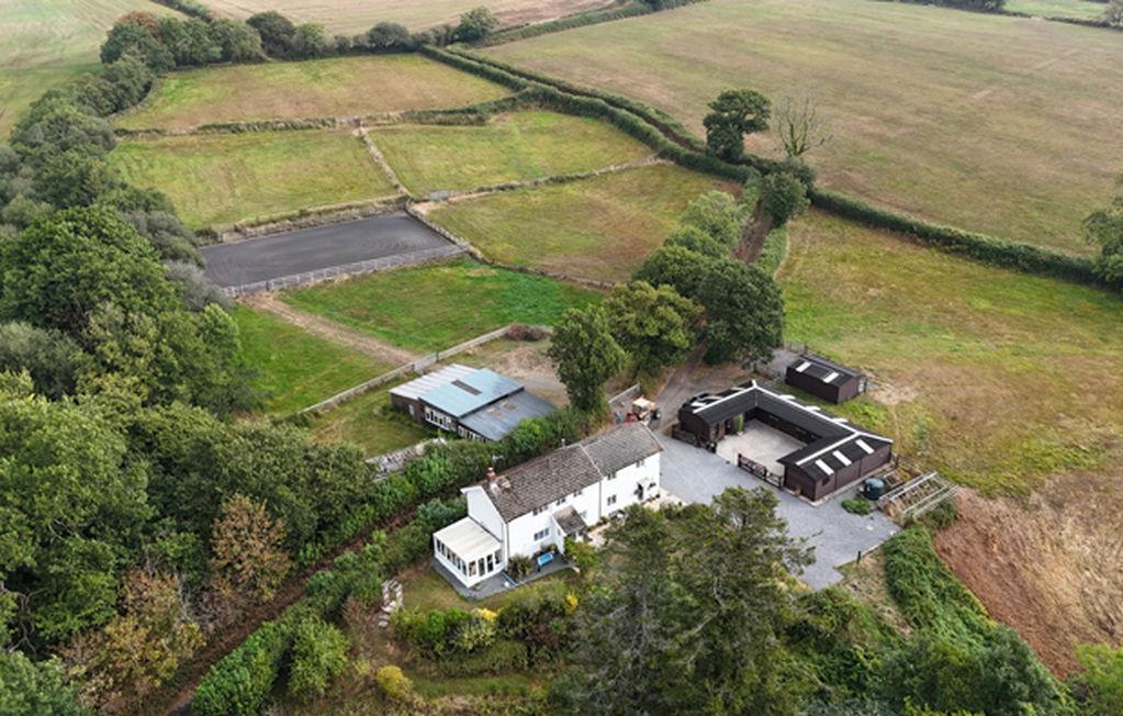 Llangain, Carmarthen