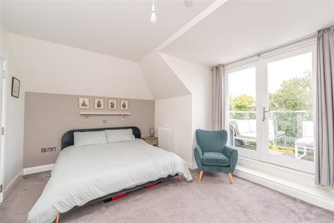 4 bedroom flat for sale, Minto Street, Edinburgh EH9